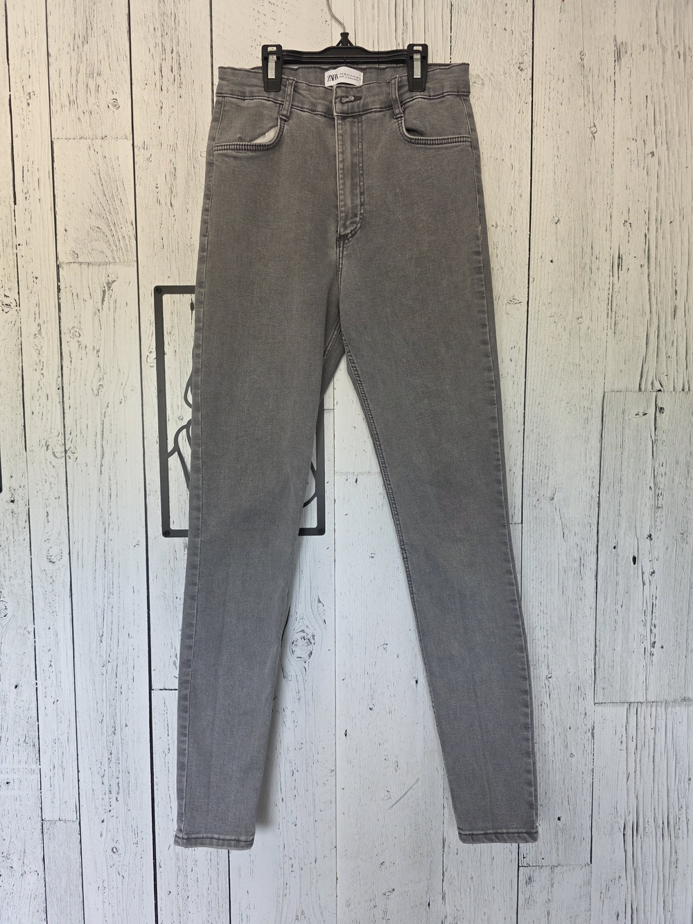 Zara Light Grey High-Rise Skinny Jeans Size 4 Casual Capsule Wardrobe Fall